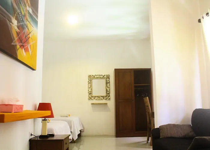 Casa de hóspedes D'lumbung Suites And 3*