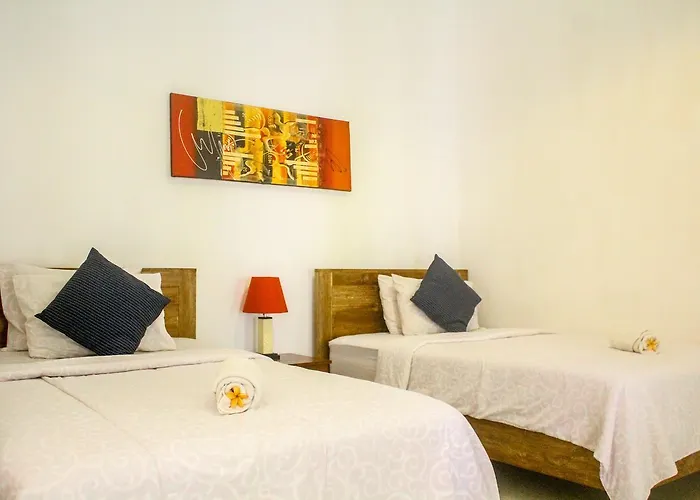 D'lumbung Suites And 3* Seminyak