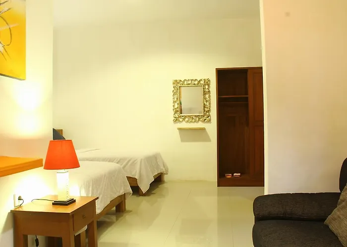 D'lumbung Suites And 3* Seminyak