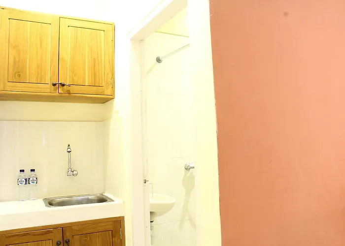 Casa de hóspedes D'lumbung Suites And 3*