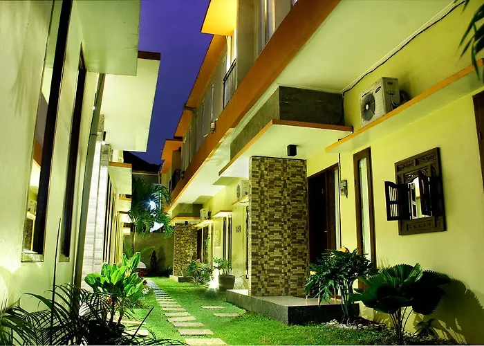Casa de hóspedes D'lumbung Suites And 3*