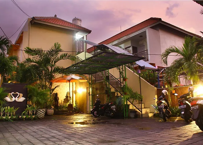 Casa de hóspedes D'lumbung Suites And 3*
