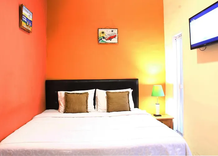 D'lumbung Suites And 3* Seminyak